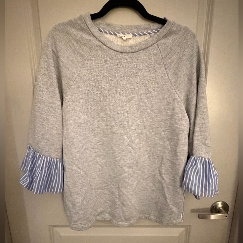 Pleione Gray Sweater with Striped Sleeves | Size Small